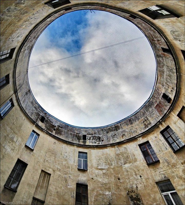 санкт-петербург_колодец. Петербургский колодец.photo preview