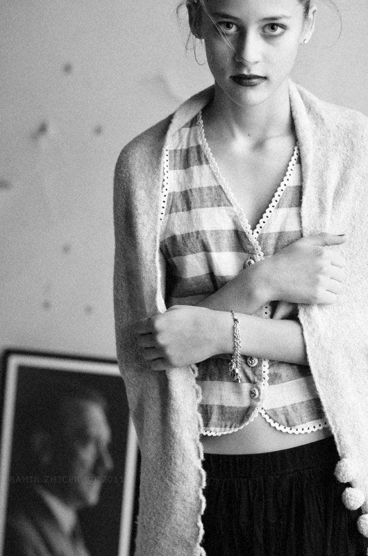 portrait, bw, girl, itler, heart, портрет, чб, девушка, сердце Itler In My Heartphoto preview