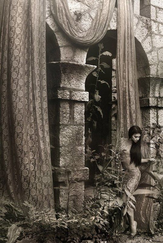монохром, самира, чб, абхазия, замок, заросли, нимфы, олег афанасьев, afanasev oleg photo preview