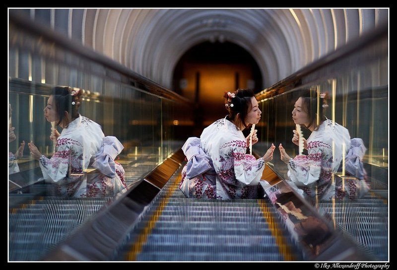 mirror, portrait, japan, kimono, girl, escalator Me, Myself and Iphoto preview