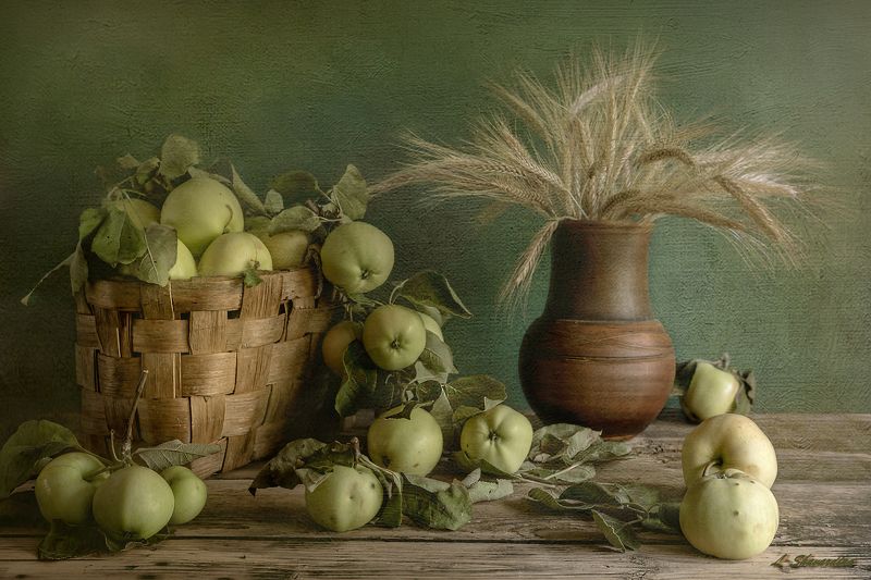 Наливные яблочкиphoto preview