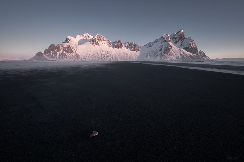 Iceland, Vesrahorn Almost perfectphoto preview