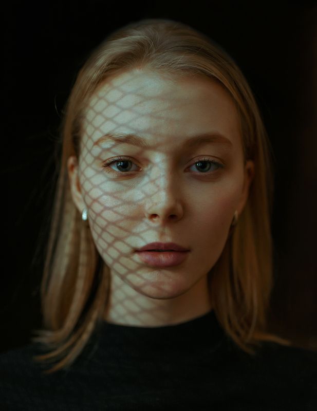 portrait, портрет, girl, indoor, studio, девушка, traces, december, ламповый, retouch, ретушь, цвет, lamp, следы Dianaphoto preview