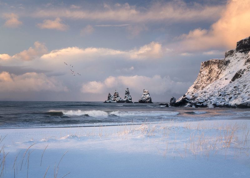 Iceland, Reynisdrangar beach The day after the blizzard. Quiet morning at the Land of Fire and Ice.photo preview