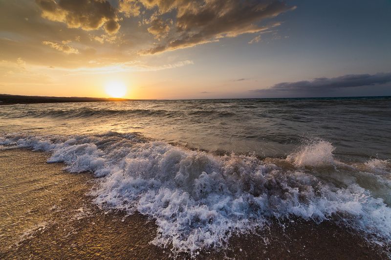 Киргизия, озеро, Иссык-куль Озеро Иссык-куль фото превью