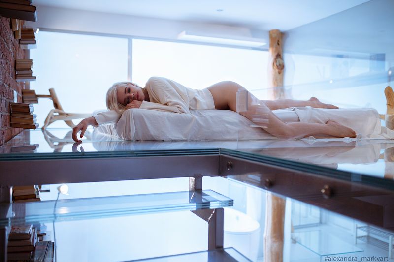 Цветной свет, бьюти, фэшн, портрет, девушка, мода, Color light, beauty, fashion, portrait, girl, Нежностьphoto preview