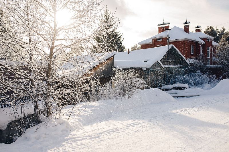 зима, снег, урал, улица, дом, снежный На улице Кооперативной все в снегуphoto preview