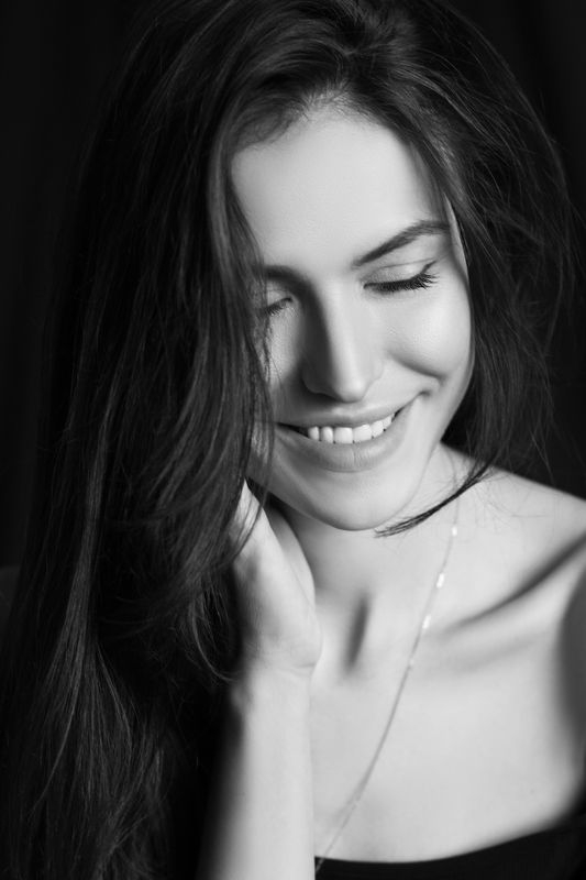 девушка портрет чб черно-белое  Liliyaphoto preview