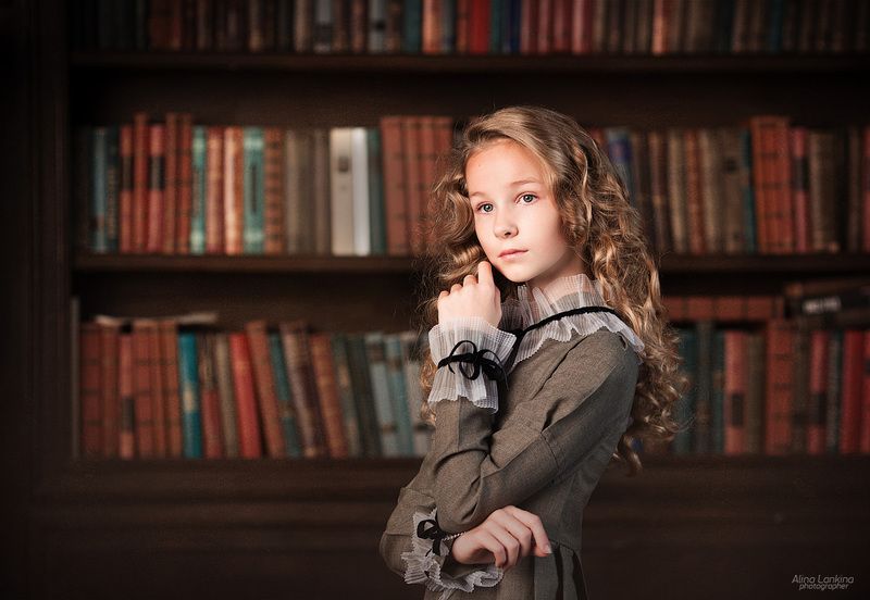 портрет, девочка, ребенок, книги, библиотека ***photo preview