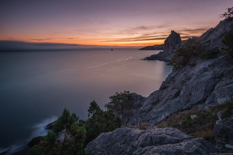 крым, горы,закат,вечер,пейзаж,скалы,море,бесконечность,длинная выдержка,симеиз,осень,природа,пространство, Вечернее мореphoto preview