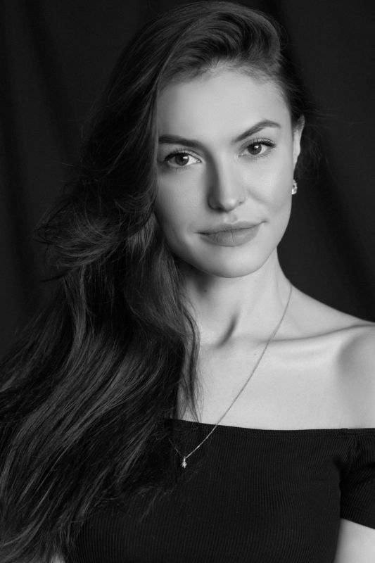 девушка портрет чб черно-белое  Liliyaphoto preview