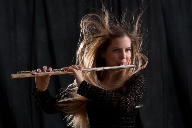 portrait, flute, music, musician, musical instrument, instrumental, melody, girl,canon, canonlens, oleg_grachev Flutephoto preview