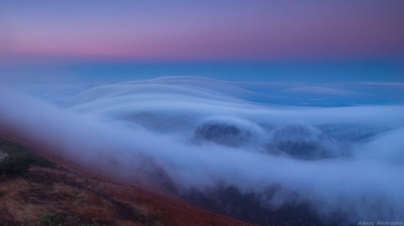 Карпаты, облака, рассвет, туман, Мармаросы, украина, марамарош Утренний прибойphoto preview