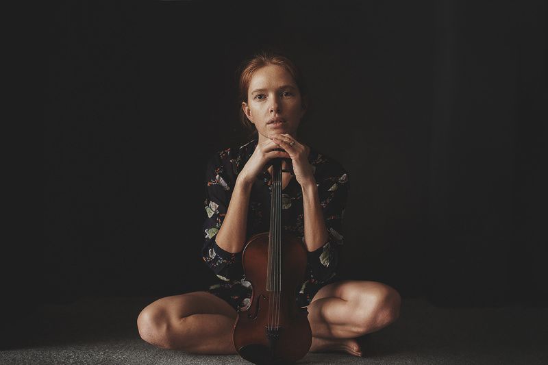 портрет, естественный свет, настроение, студия, скрипка, portrait, mood Дашаphoto preview