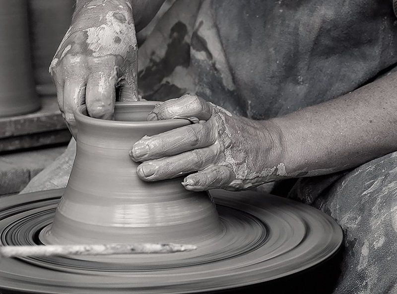 Лепил гончар простой сосуд... фото превью