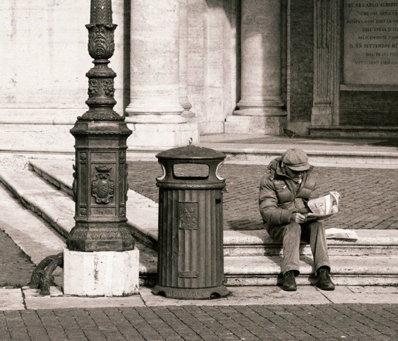 Третийphoto preview