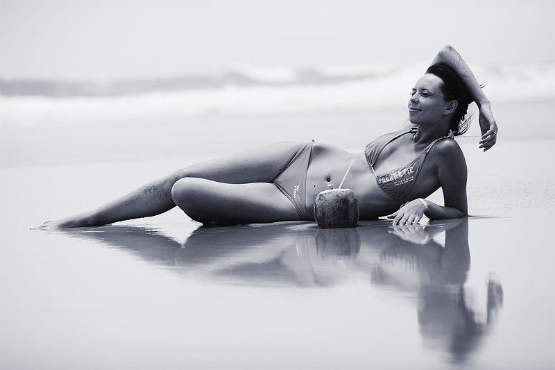 на, пляже А в мыслях все еще там...photo preview