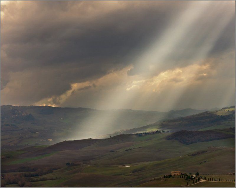 Место, где светphoto preview