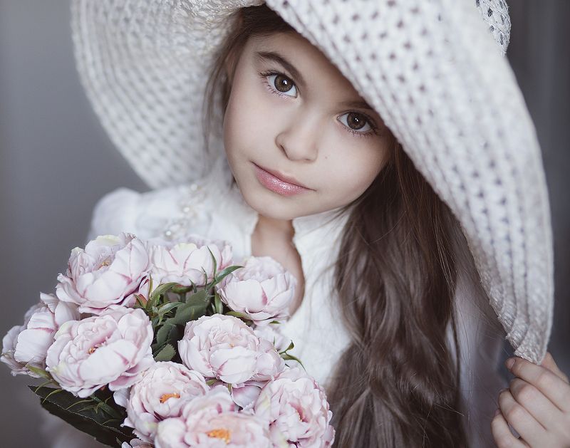 портрет, дети, цветы, portrait, kids, flowers, canon, eyes Лизаphoto preview
