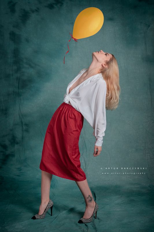 #red #white #balllon Baloonphoto preview