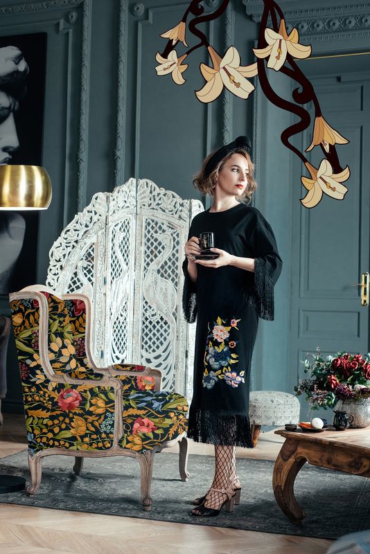 portrait, artdeco, gatsby, blackdress, fashion, floral, floralprint, flowers, tea, teatime Fabulous epochsphoto preview