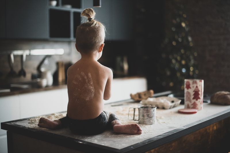 ребенок мука кухня cooking baking photo preview
