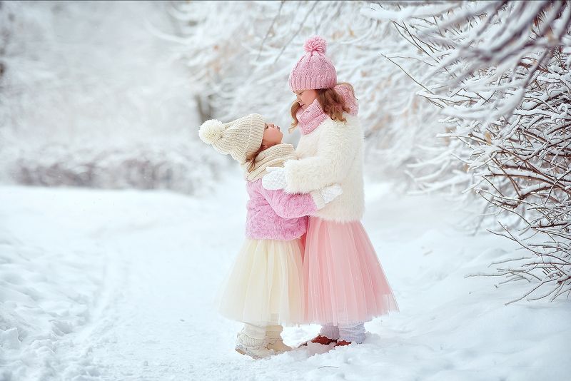 дети, зима, снег, сестрички Сестричкиphoto preview