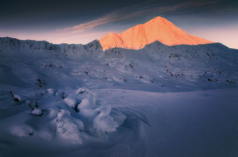 retezat, mountains, romania, landscape, frost, ice, snow, winter, peak, nikond90 Burning Brightphoto preview