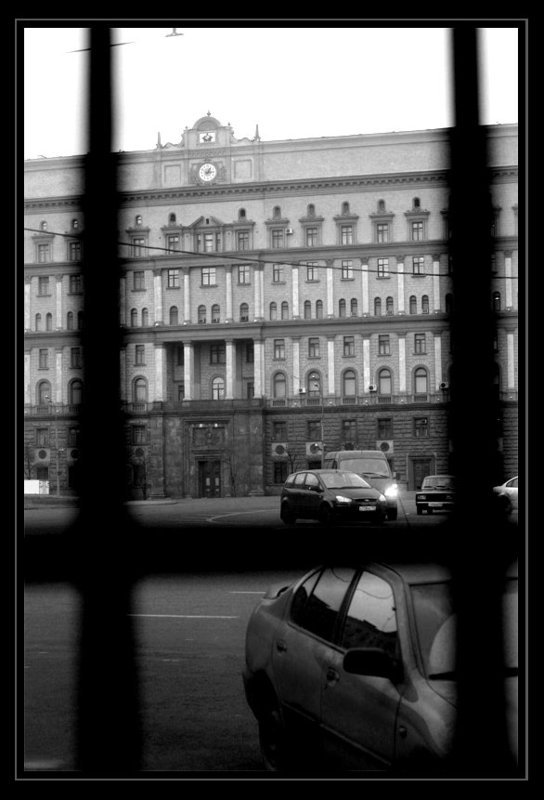 Шпионский роман.photo preview