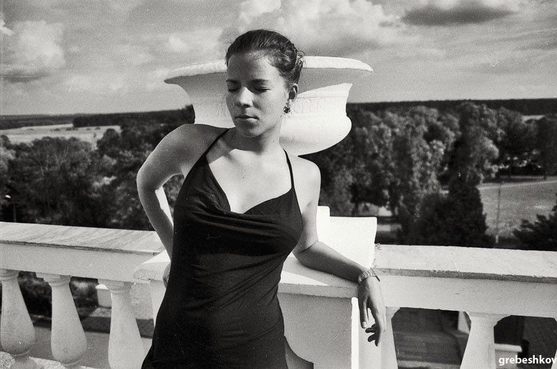 чб уставшаяphoto preview