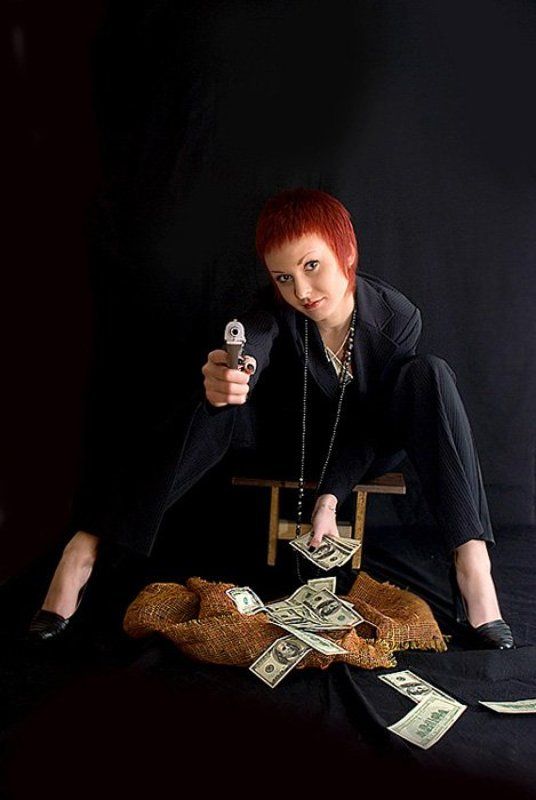 девушка, пистолет Гангстер-ледиphoto preview