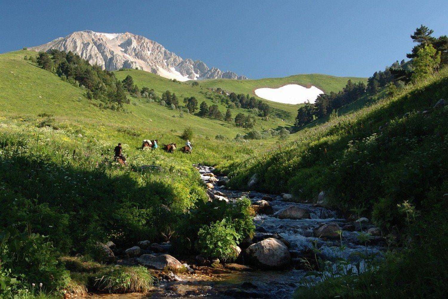 ***. Автор: Kaiser Sozo гора оштен, река ци-ца, ковбои, вечер, Kaiser Sozo