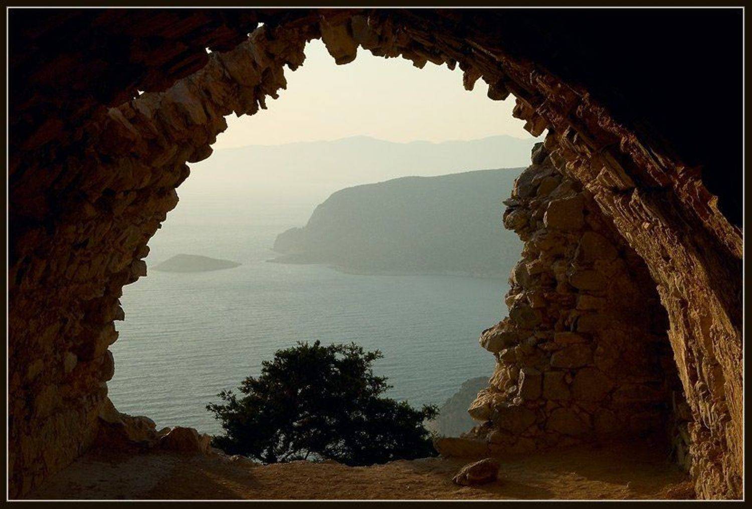 греция,родос,развалины,церковь,монолифос,море,горы,воздух, Александр Константинов