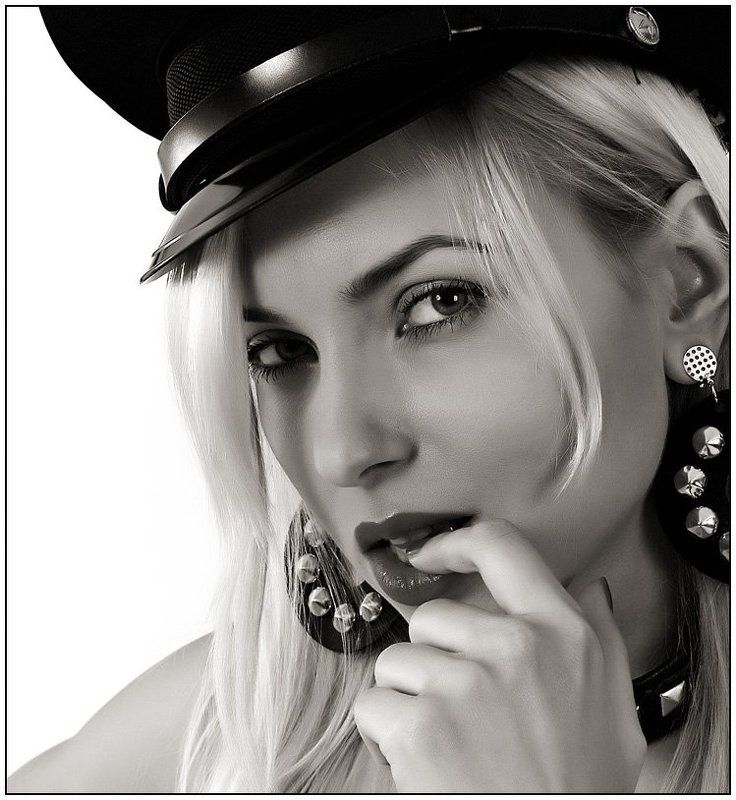 Взрослые игрыphoto preview