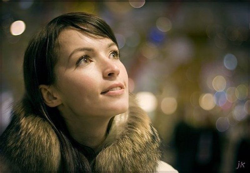 девушка, портрет, лицо Огни большого городаphoto preview