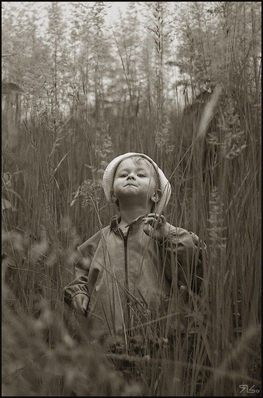 подрастёныш, малыш ... Мама ку-кУ...photo preview