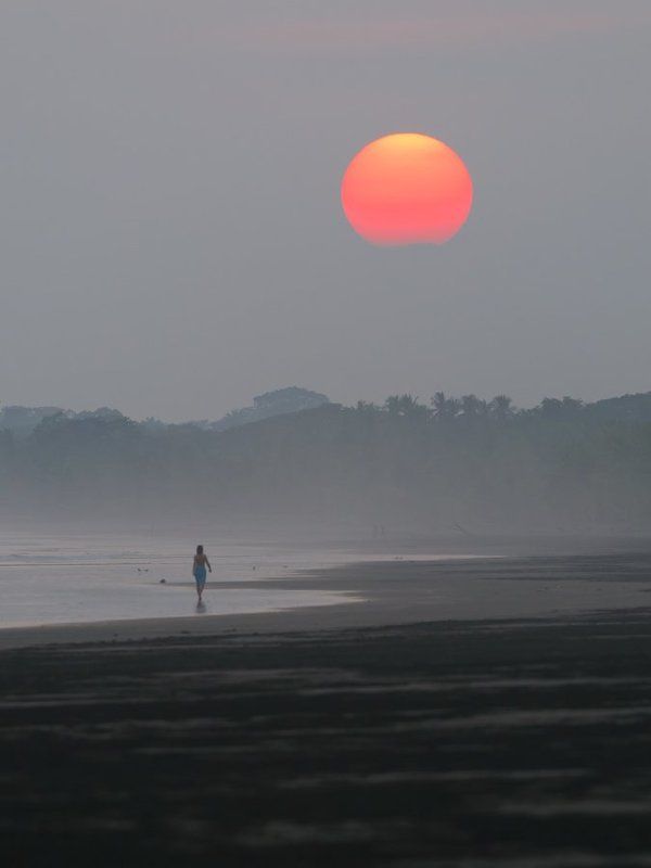 Девушка, закат, коста-рика, Море, Океан, пляж, Природа, Солнце, эстериллос Навстречу солнцуphoto preview