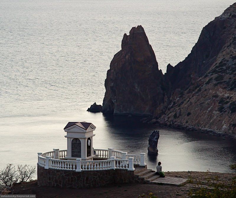 фиолент. крым, украина, пейзаж, одиночество, памятник О филосовском..photo preview