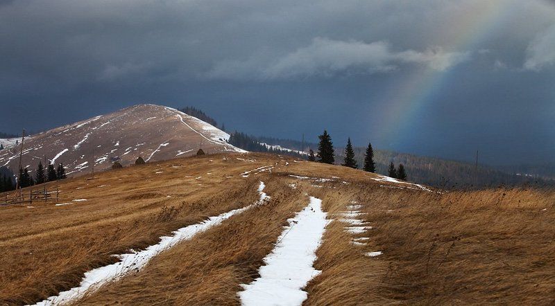 і серед зими веселка буває !photo preview