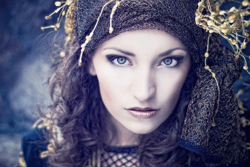 woman bluephoto preview