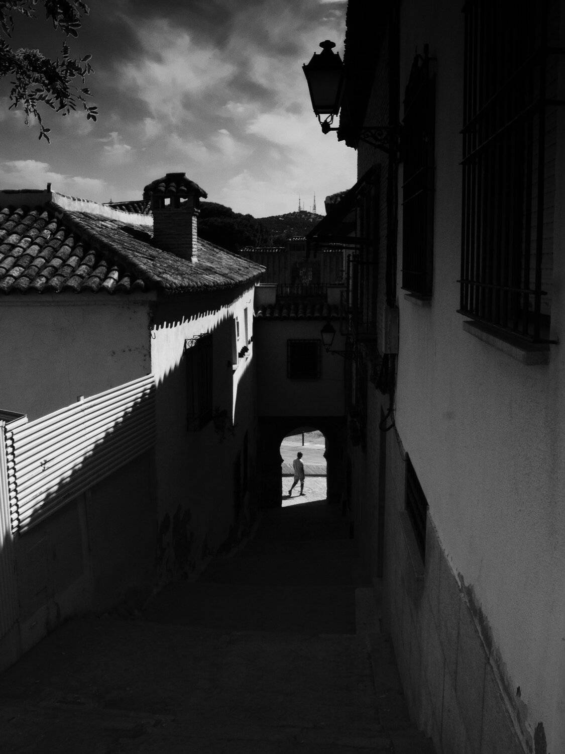 Chasing sillhouettes . Автор: Elena Beregatnova Black and white, Monochrome, Urban, Shadow, Contrast, Arch, Afternoon, Elena Beregatnova