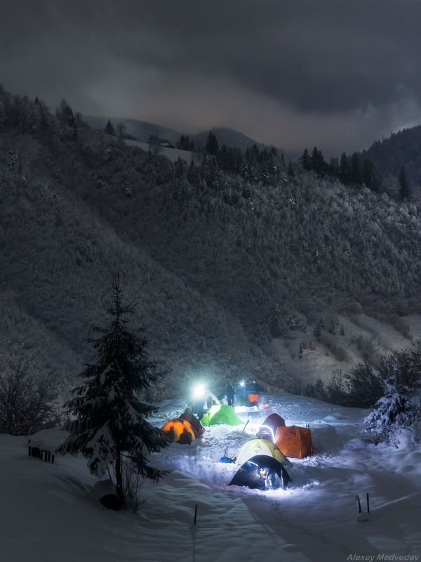 гори, закарпаття, зима, карпати, ніч, свидовець, табір, лопухів, лагерь, карпаты, лопухов, закарпатье, свидовец Лагерь над Лопуховомphoto preview