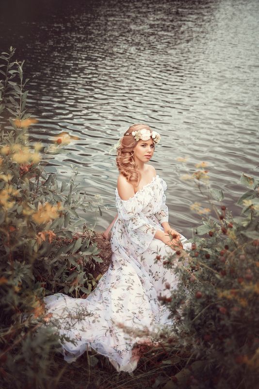 девушка, нимфа, река, лето, весна, зеленый, желтый, венок, girl, dress, spring, summer, green, yellow, river, nature, outdoor photo preview