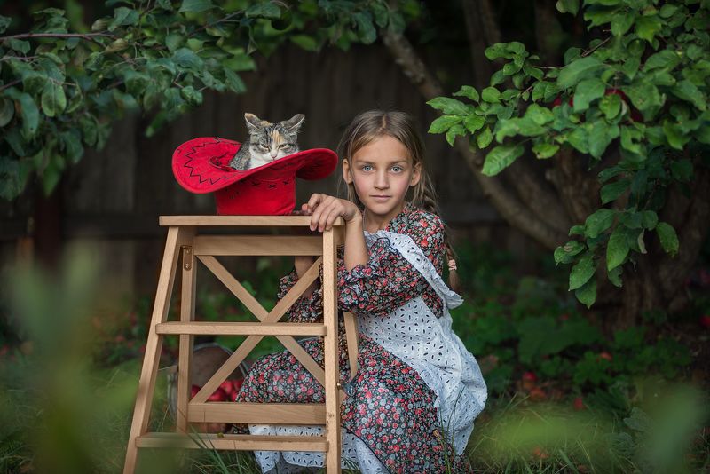 лето кошка девочка Пуся и Мусяphoto preview