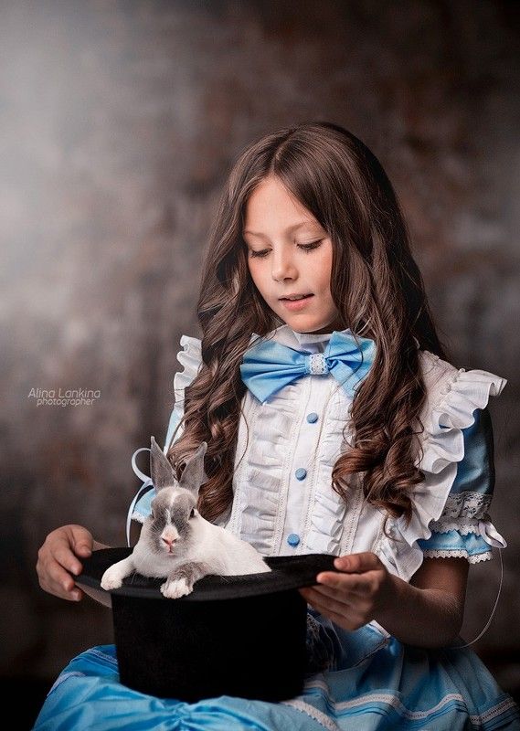 портрет, девочка, ребенок, кролик, студия, стилизация, алина ланкина Ника и кроликиphoto preview