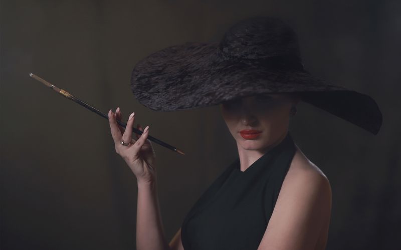 Девушка  в чёрном.photo preview