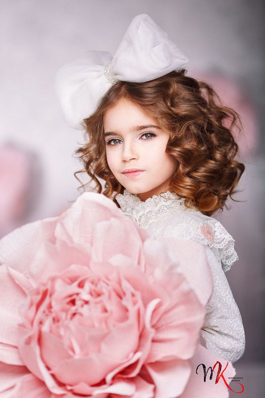 куколка, сказка, детский, девочка, сцена, образ, прическа, розовый, красота, мода, стиль Куколкаphoto preview