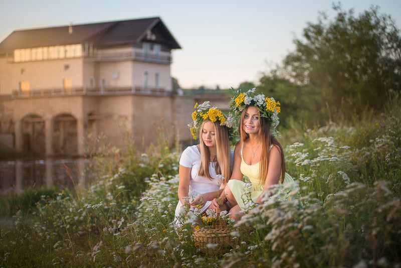 лето. природа. красиво. девушки. нолинск летний вечерphoto preview