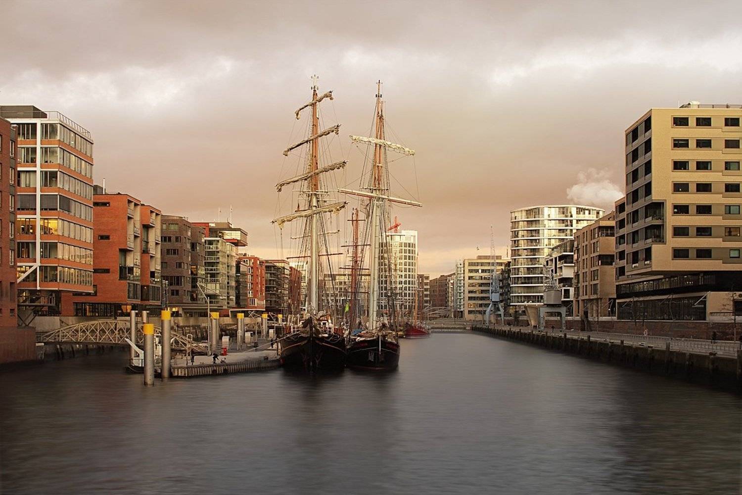 ----. Автор: Игорь Дубровский германия, гамбург, Игорь Дубровский