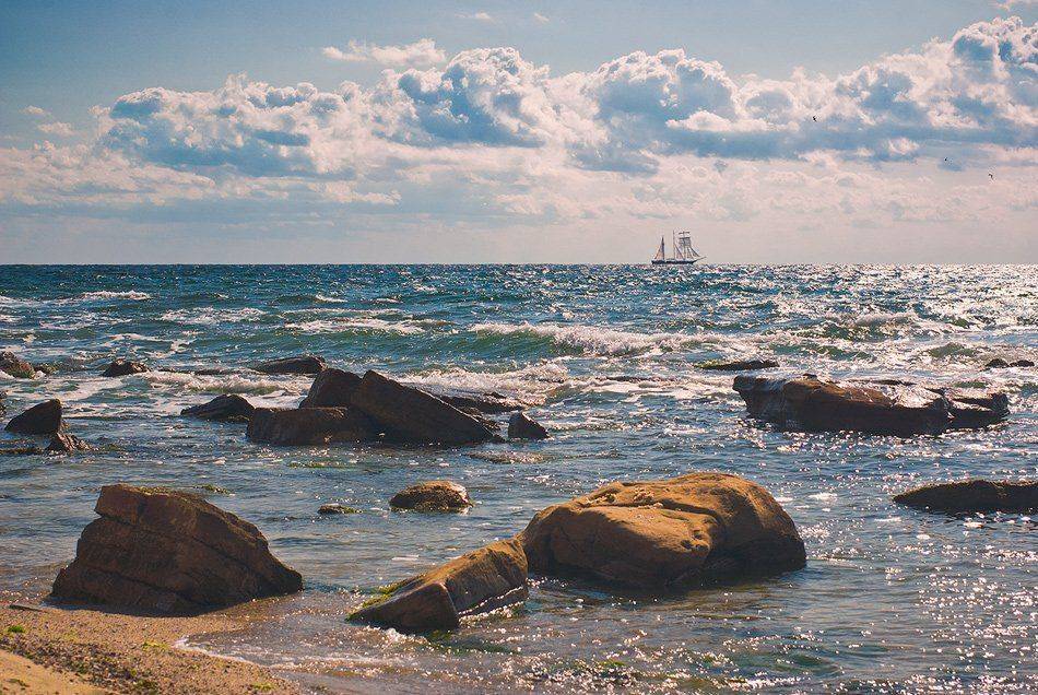 Черное море. Автор: Simeon Kolev черное, море, судно, Simeon Kolev